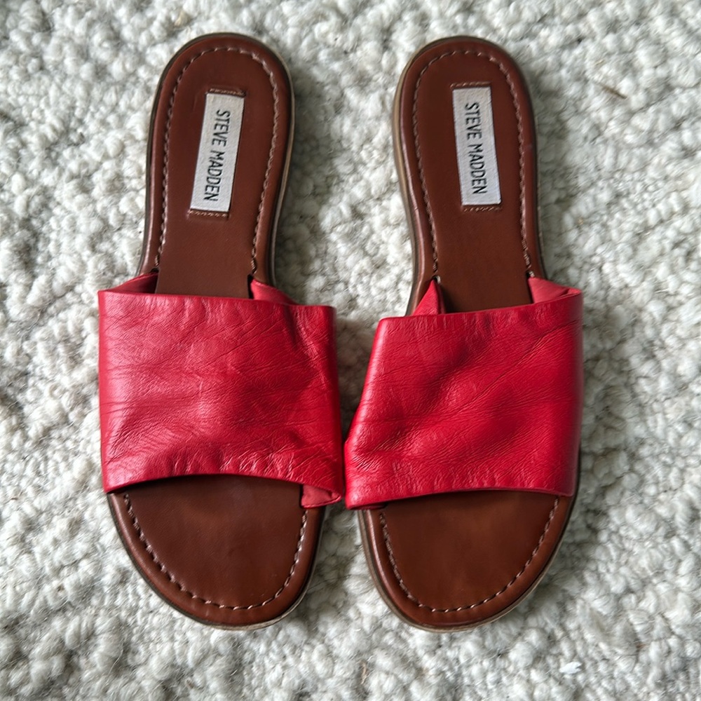 Steve Madden red sandals